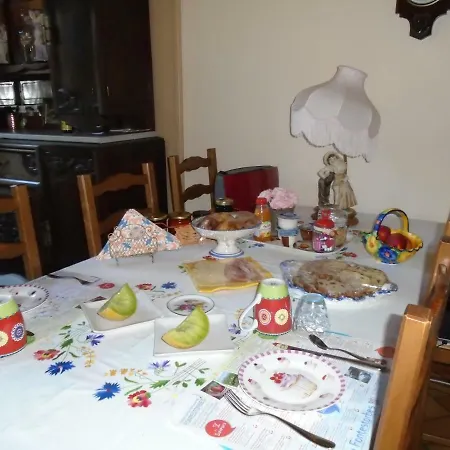 Bed & Breakfast Joli Jardin D'hotes *