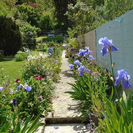 Joli Jardin D'hotes *